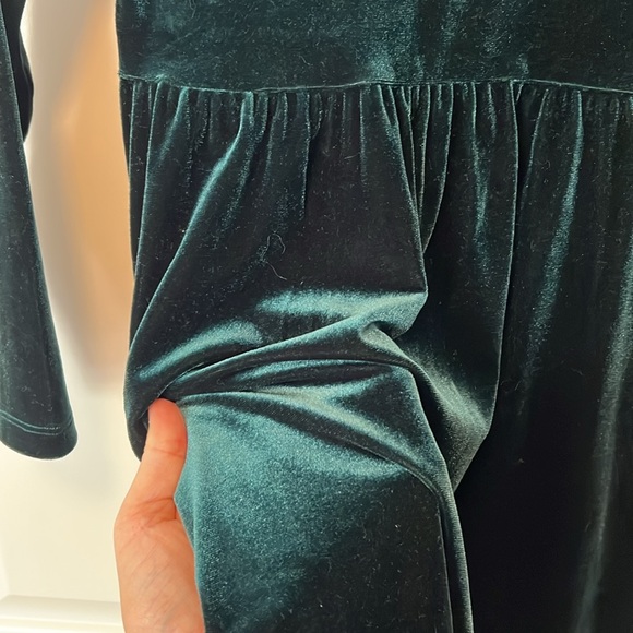 Old Navy girls green velvet long sleeve dress, size M - Picture 3 of 4